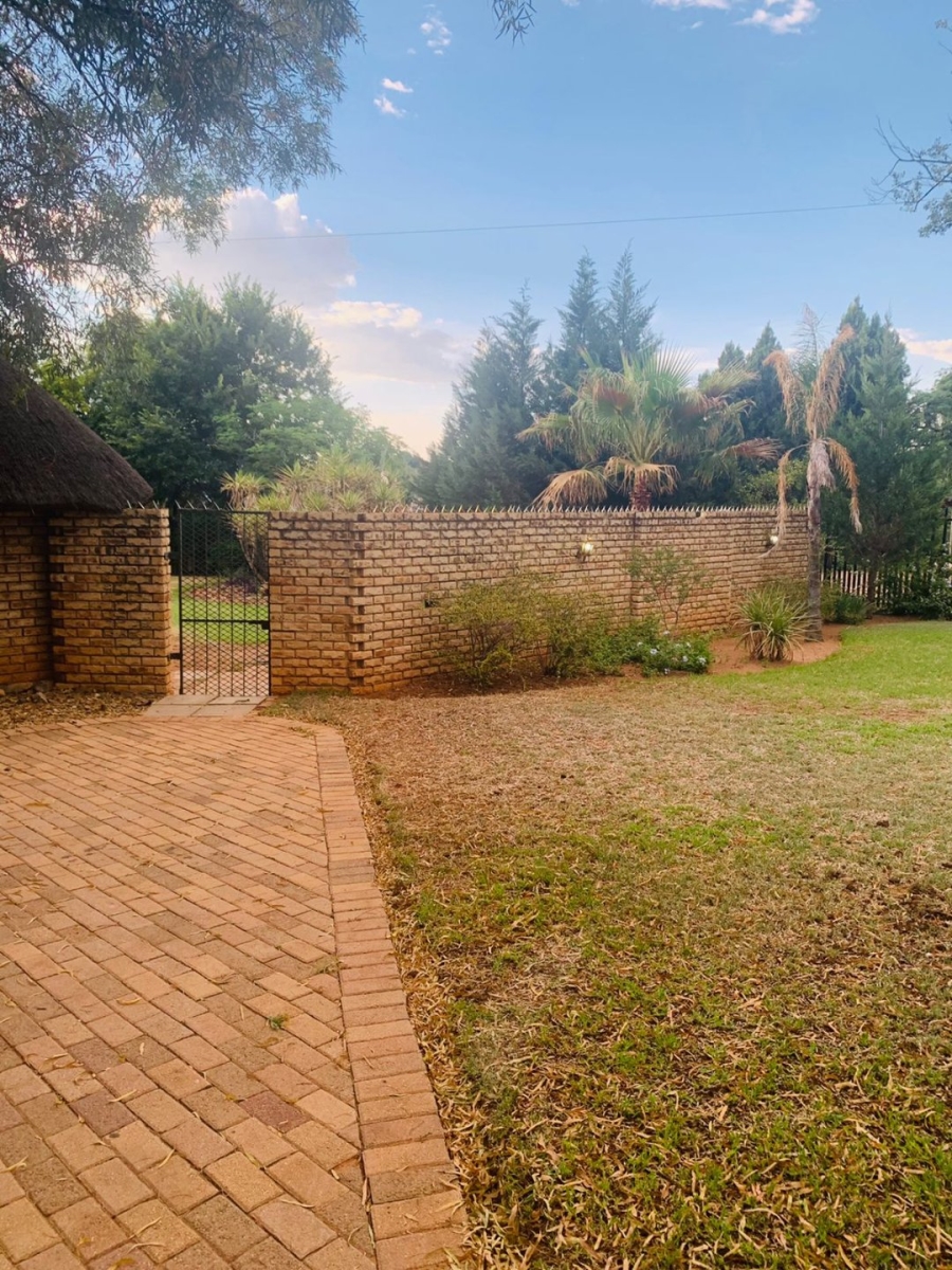3 Bedroom Property for Sale in Wilkoppies North West